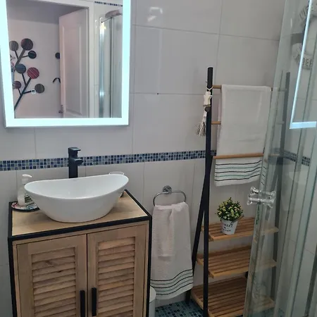 Balcon Calme Avec Parking 5mn De La * نيس