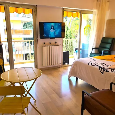 Апартаменты Balcon Calme Avec Parking 5mn De La