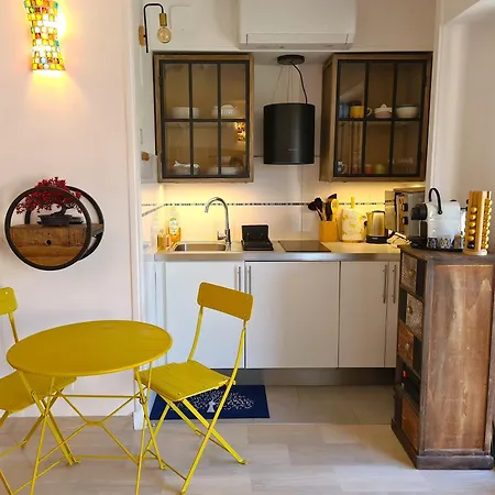 Balcon Calme Avec Parking 5mn De La